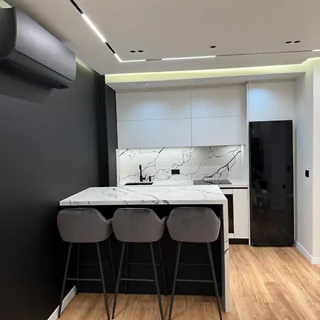 8th Floor Luxury 3 Daire
